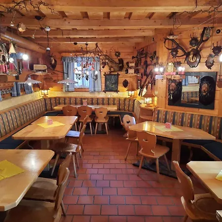 Gaestehaus Sagmeister فندق مبيت وإفطار