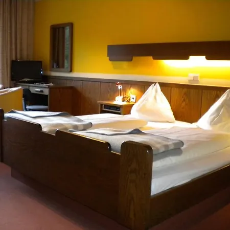 Gaestehaus Sagmeister 3* باد كلينكيرشهايم