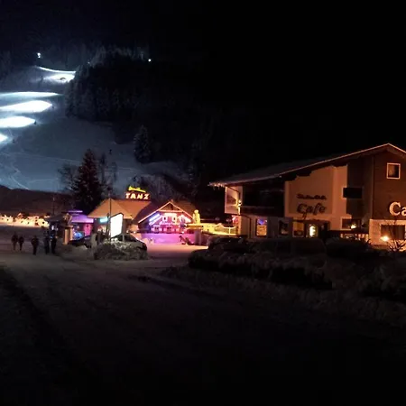 Gaestehaus Sagmeister فندق مبيت وإفطار 3*